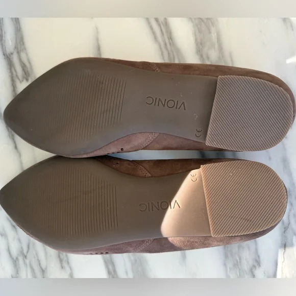 Vionic Posey Flat - Picture 10 of 10